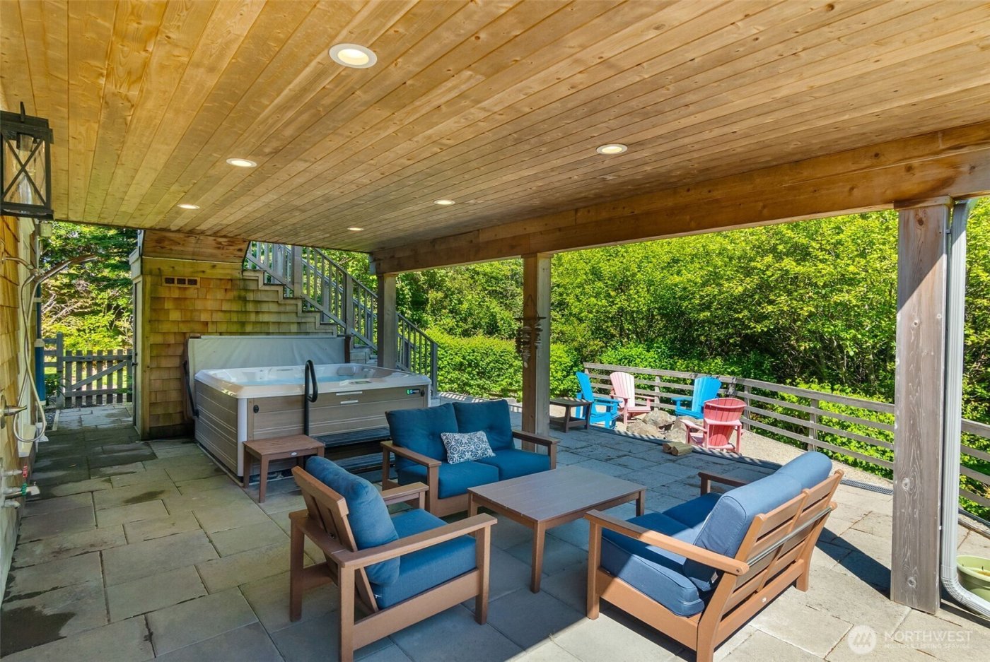 81 Compass Street , Pacific Beach, WA 98571