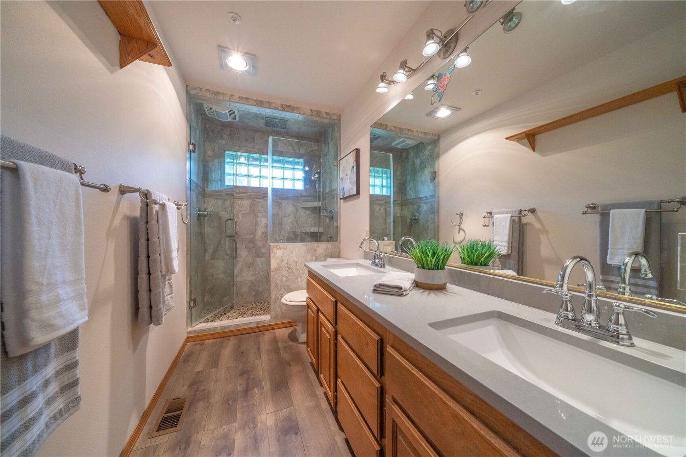 18118 236th Avenue NE, Woodinville, WA 98077-6767