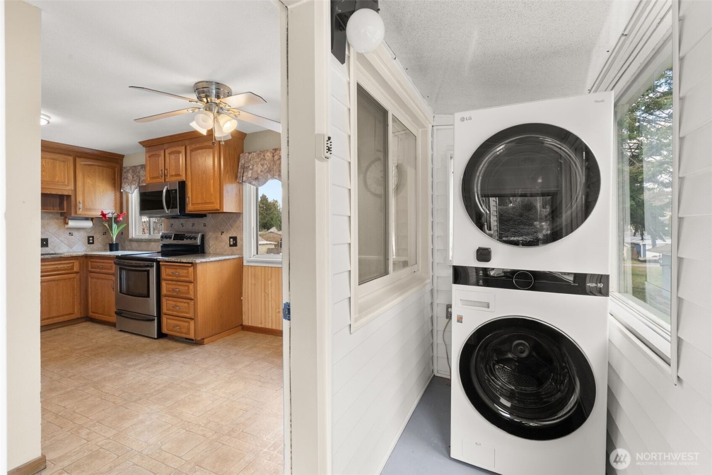 2950 39th Avenue NE, Tacoma, WA 98422