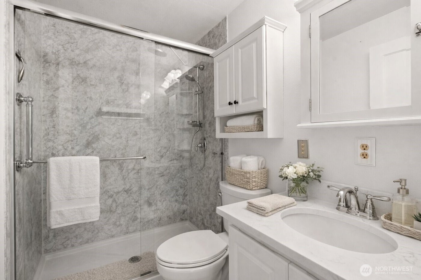 2950 39th Avenue NE, Tacoma, WA 98422