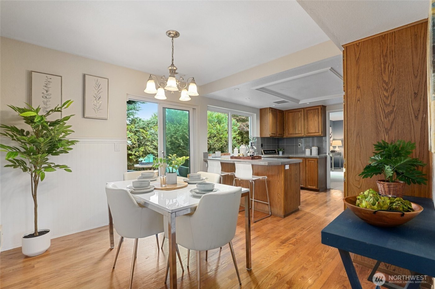 707 Harvest Road , Bothell, WA 98012-7784