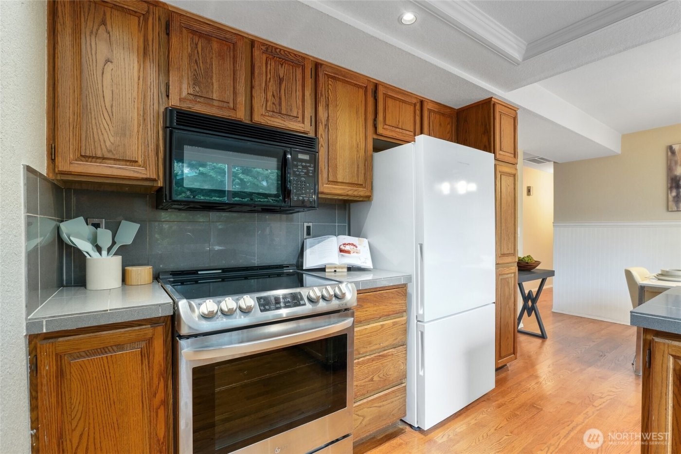 707 Harvest Road , Bothell, WA 98012-7784