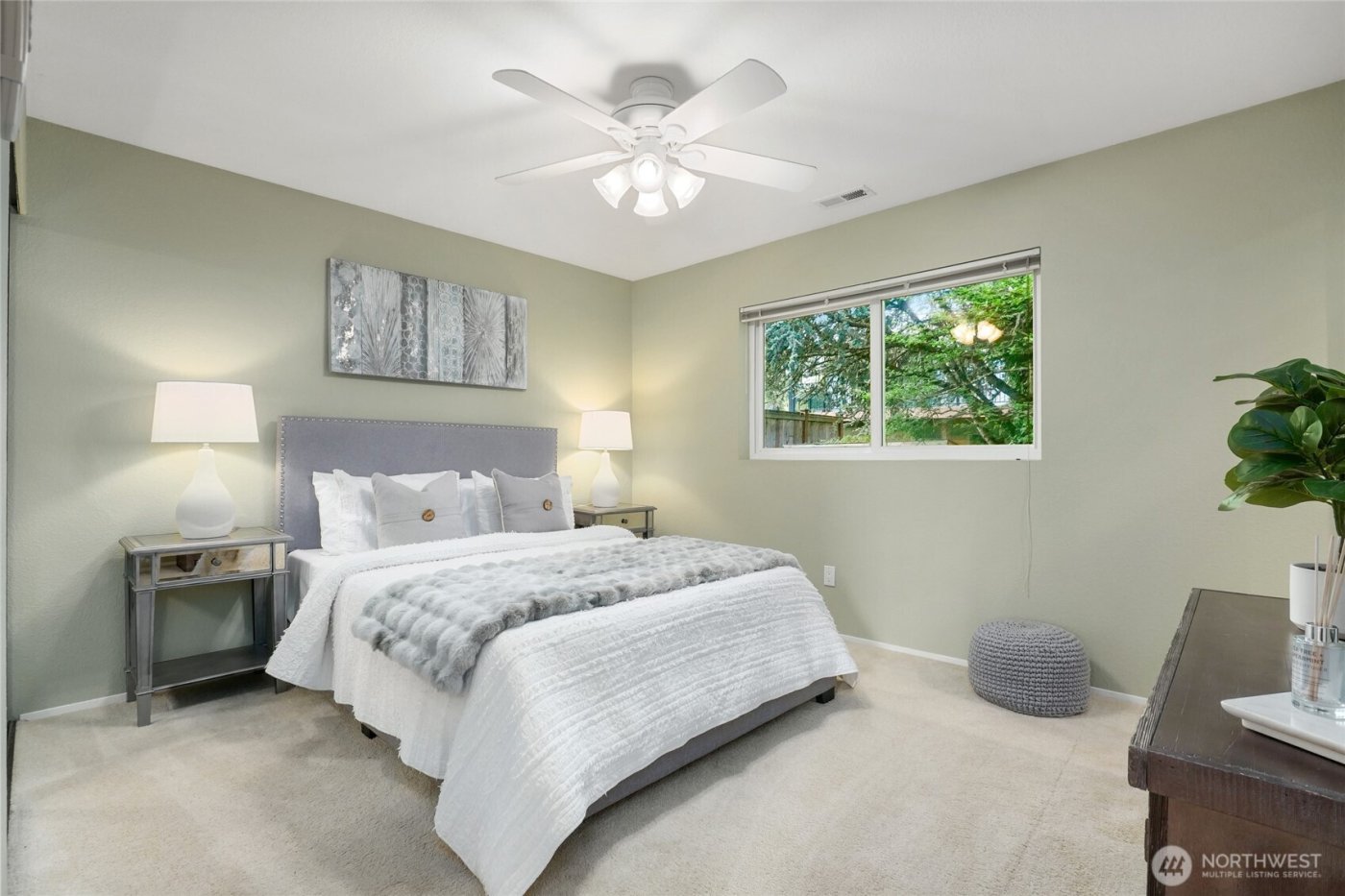 707 Harvest Road , Bothell, WA 98012-7784