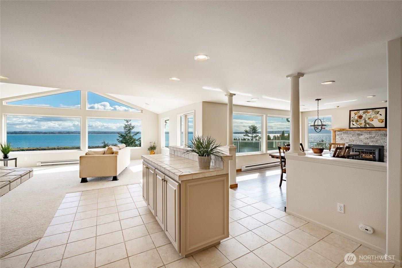 8024 Chinook Way , Blaine, WA 98230