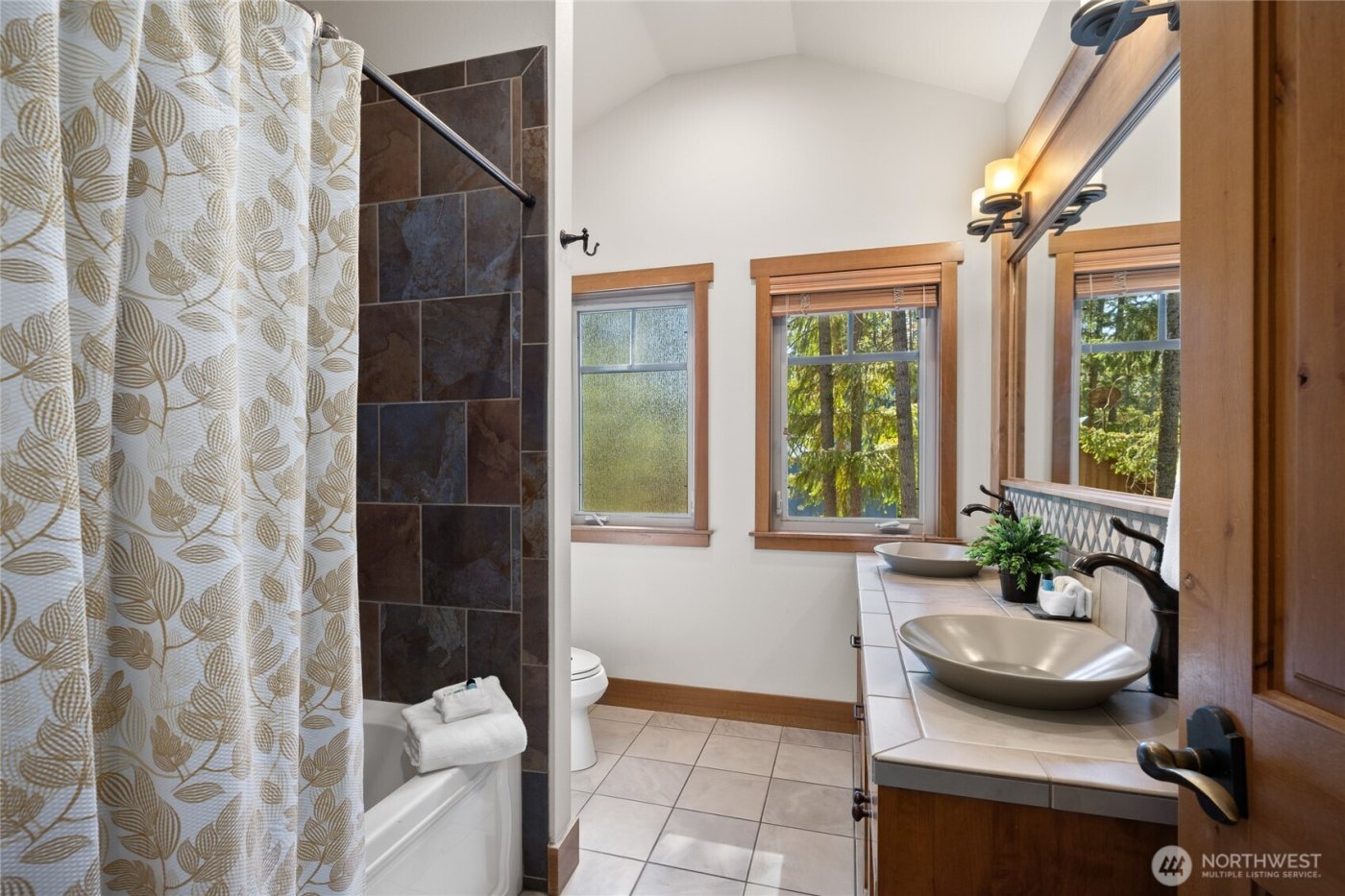 950 Coal Mine Way , Cle Elum, WA 98922