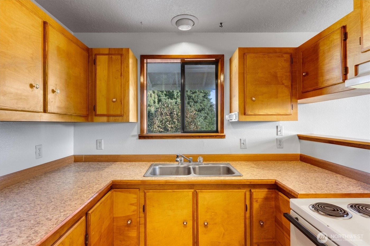 3004 Oak Street , Longview, WA 98632