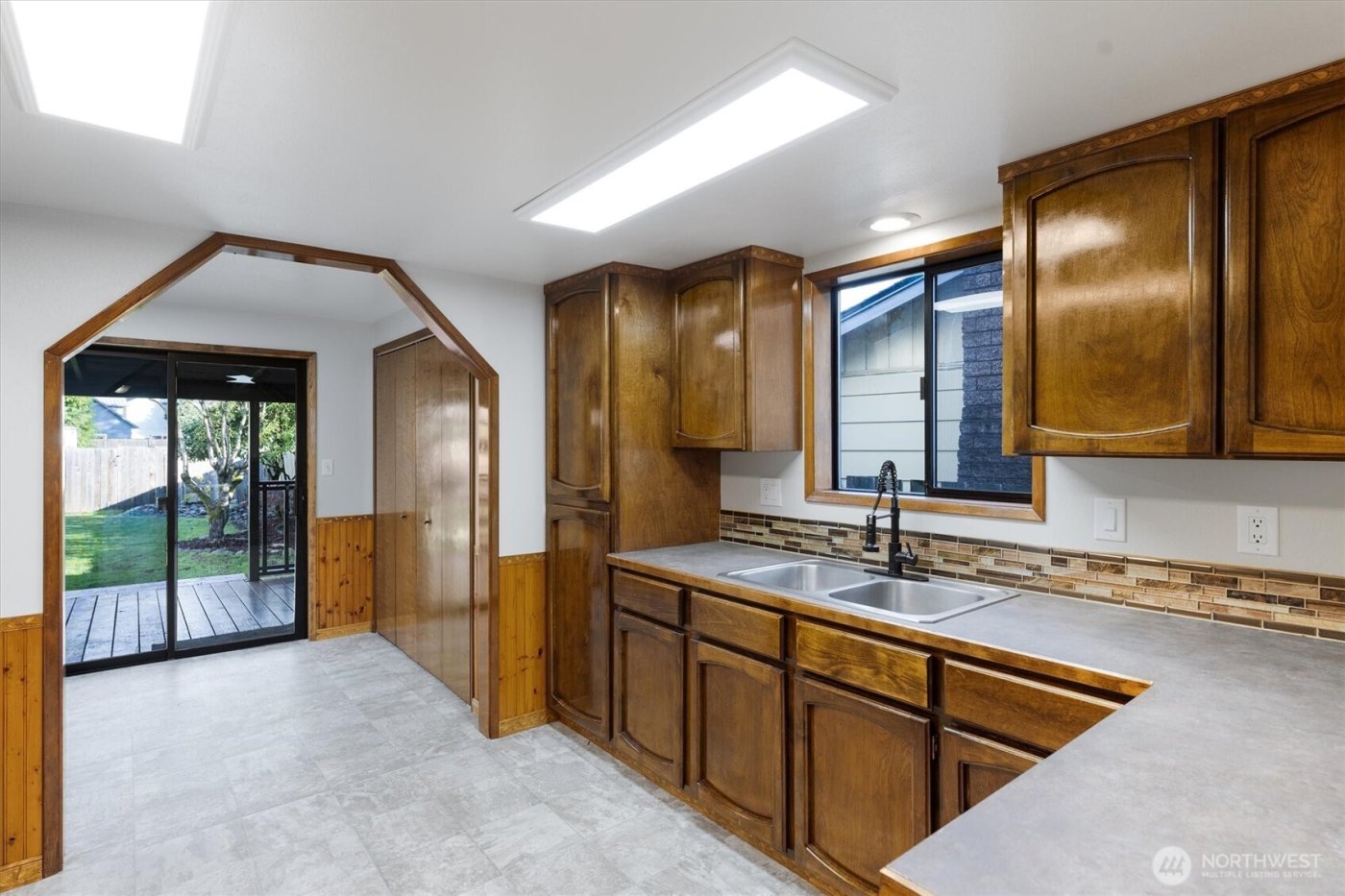 3004 Oak Street , Longview, WA 98632