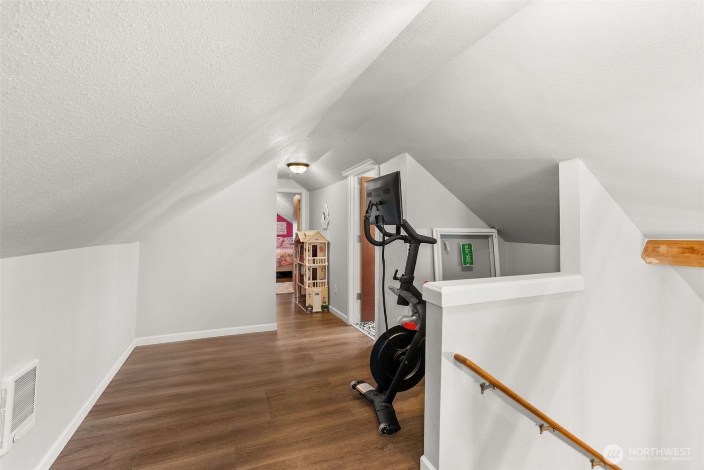 262 SW 2nd St , Chehalis, WA 98532