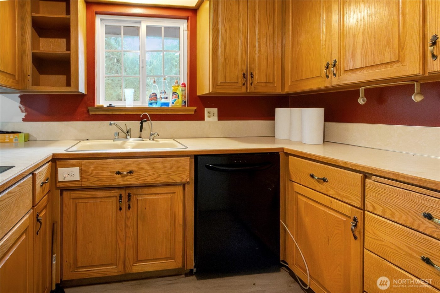 8214 Woodbourne Drive SW, Lakewood, WA 98499