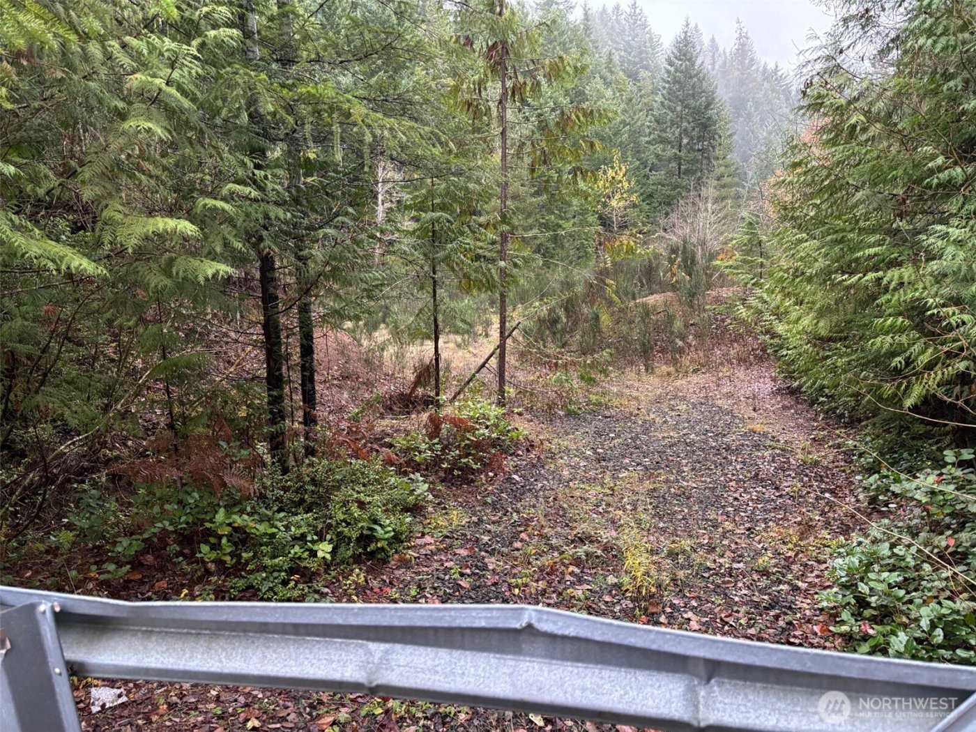 999 N Lake Cushman Drive , Hoodsport, WA 98548