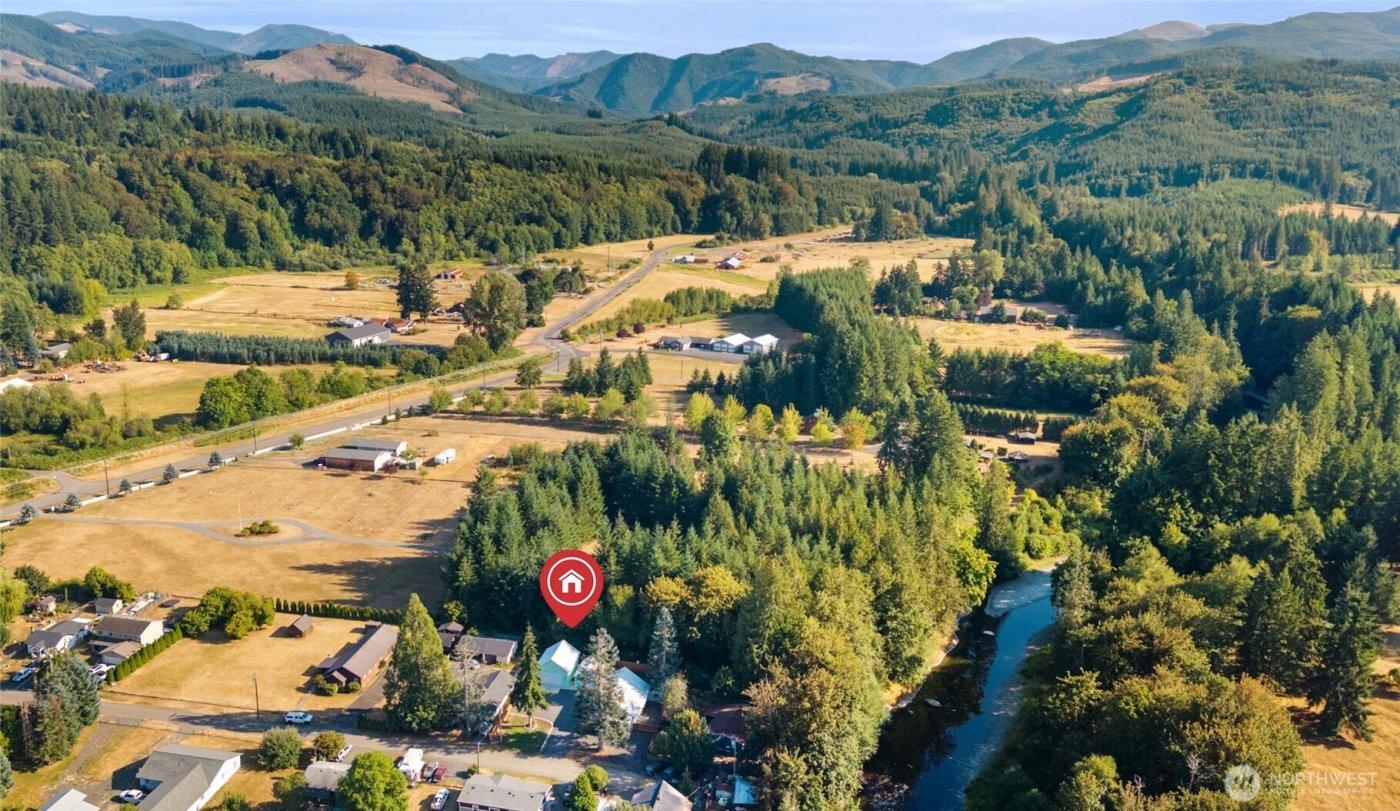 417 Central Avenue , Pe Ell, WA 98572