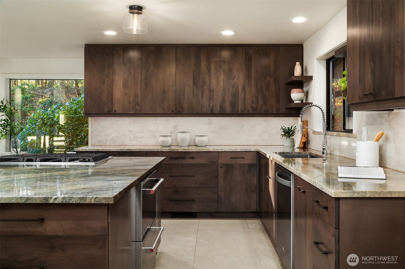 25112 SE 17th Street , Sammamish, WA 98075