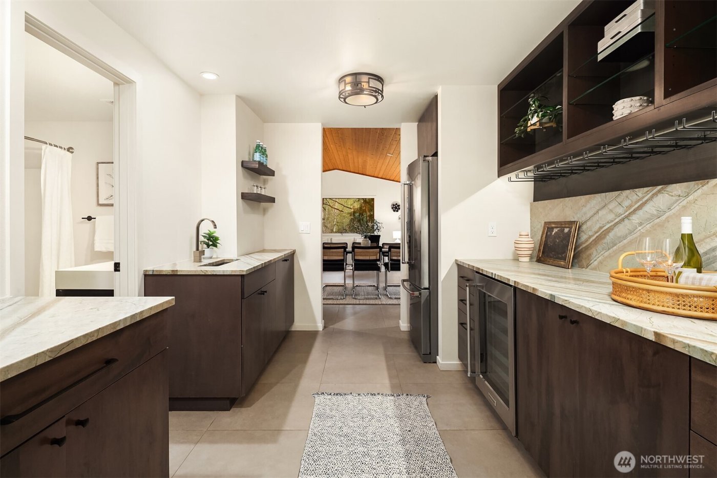 25112 SE 17th Street , Sammamish, WA 98075