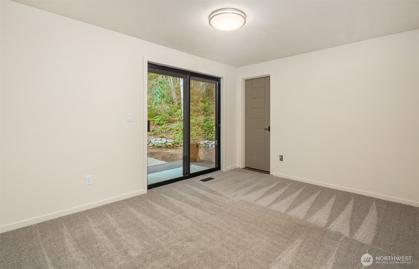 25112 SE 17th Street , Sammamish, WA 98075