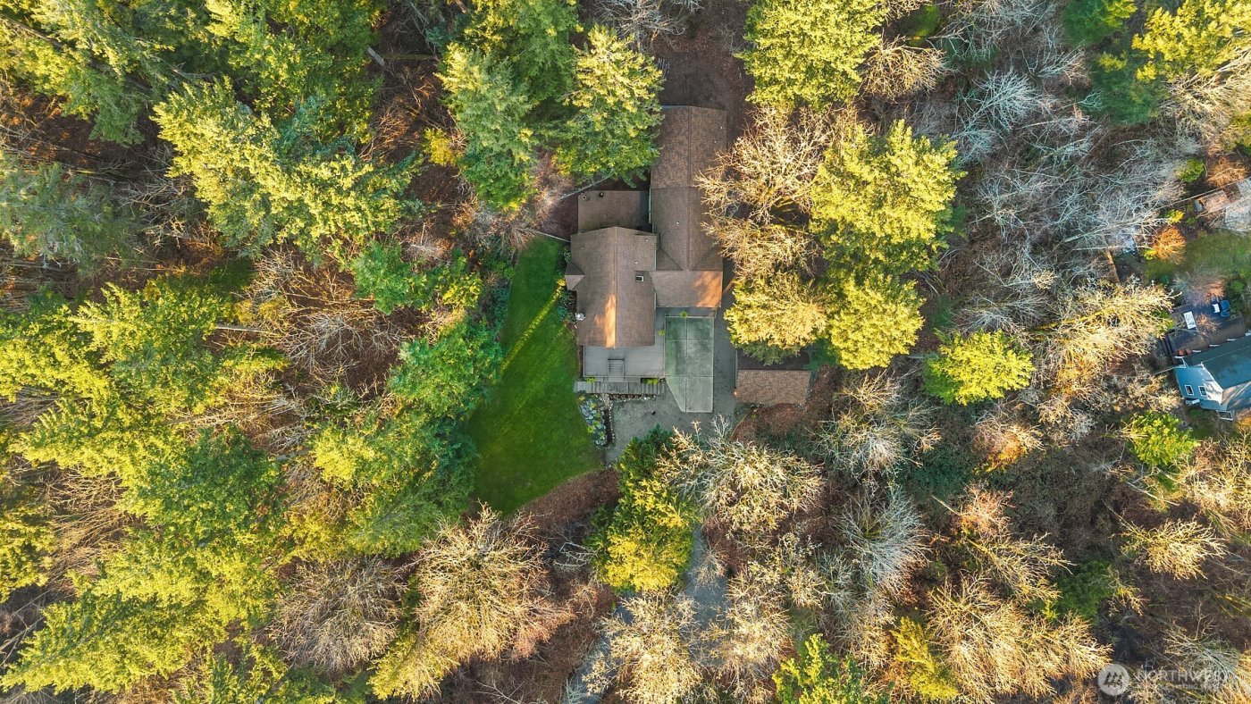 25112 SE 17th Street , Sammamish, WA 98075