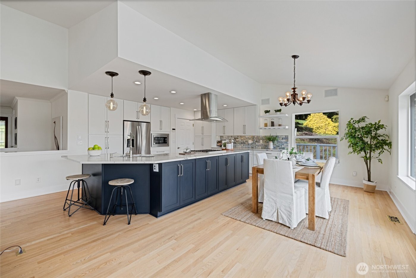 12421 6th Avenue NW, Gig Harbor, WA 98332