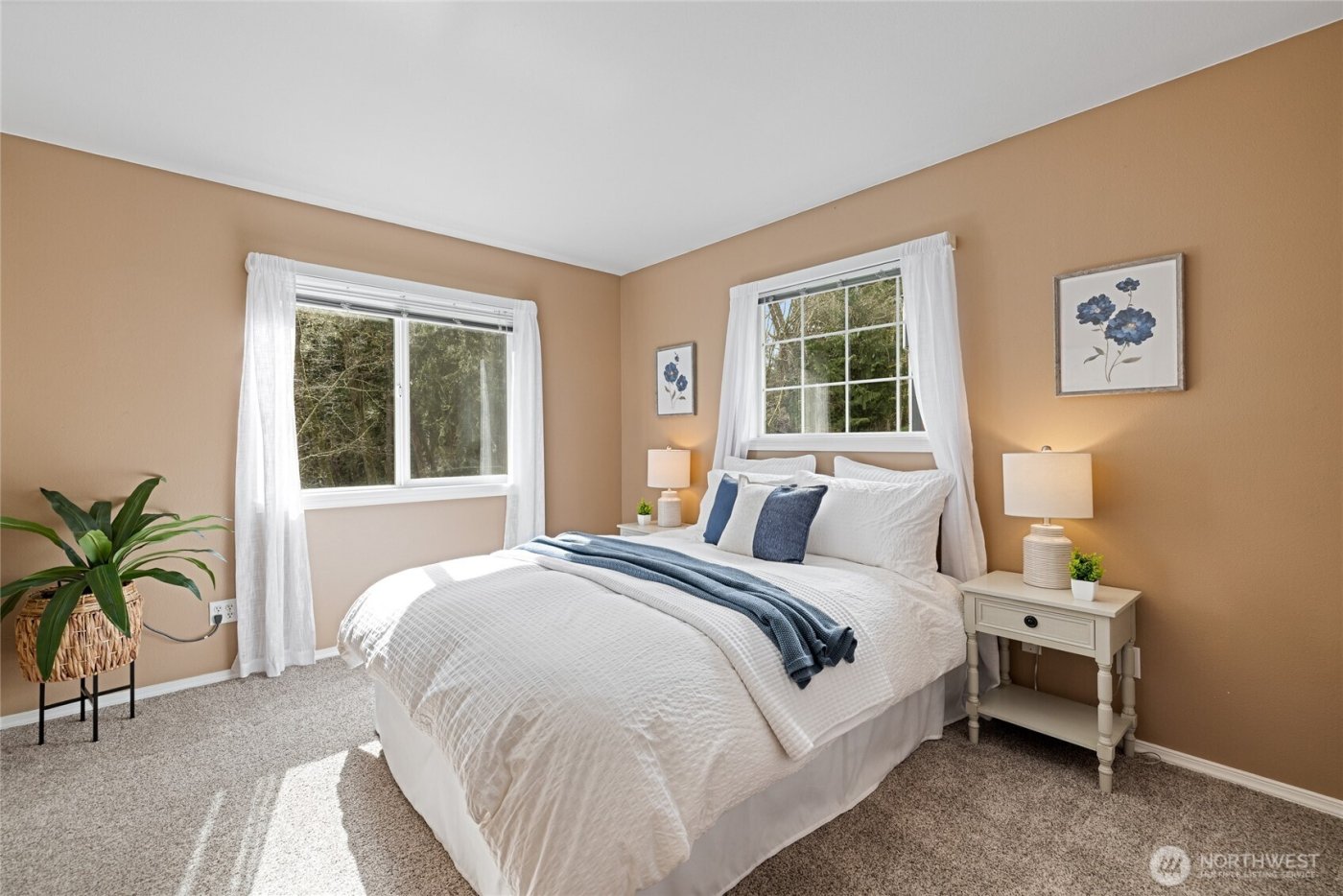 12421 6th Avenue NW, Gig Harbor, WA 98332