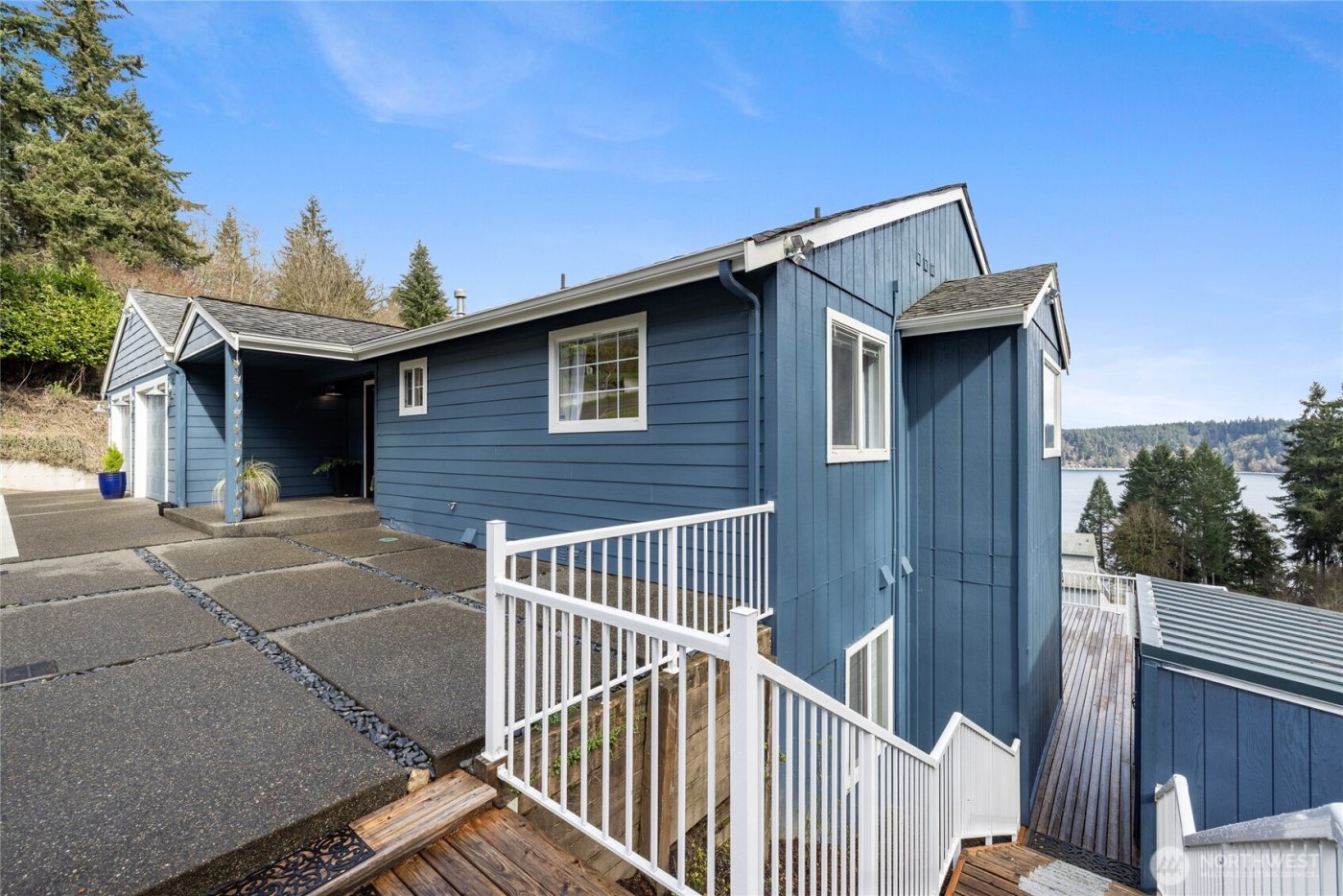 12421 6th Avenue NW, Gig Harbor, WA 98332