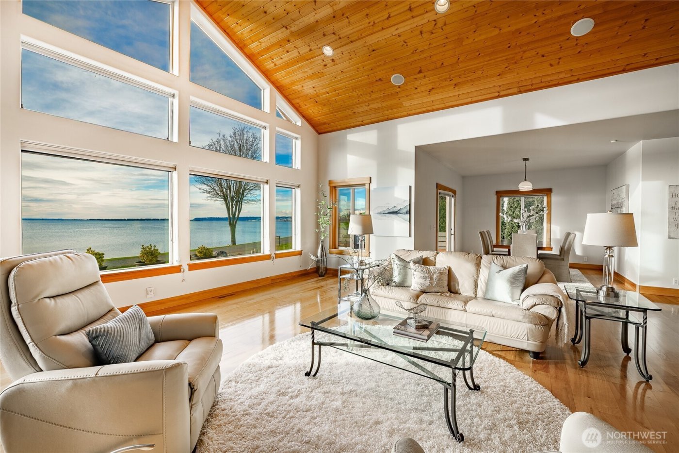 2176 Montfort Avenue , Blaine, WA 98230