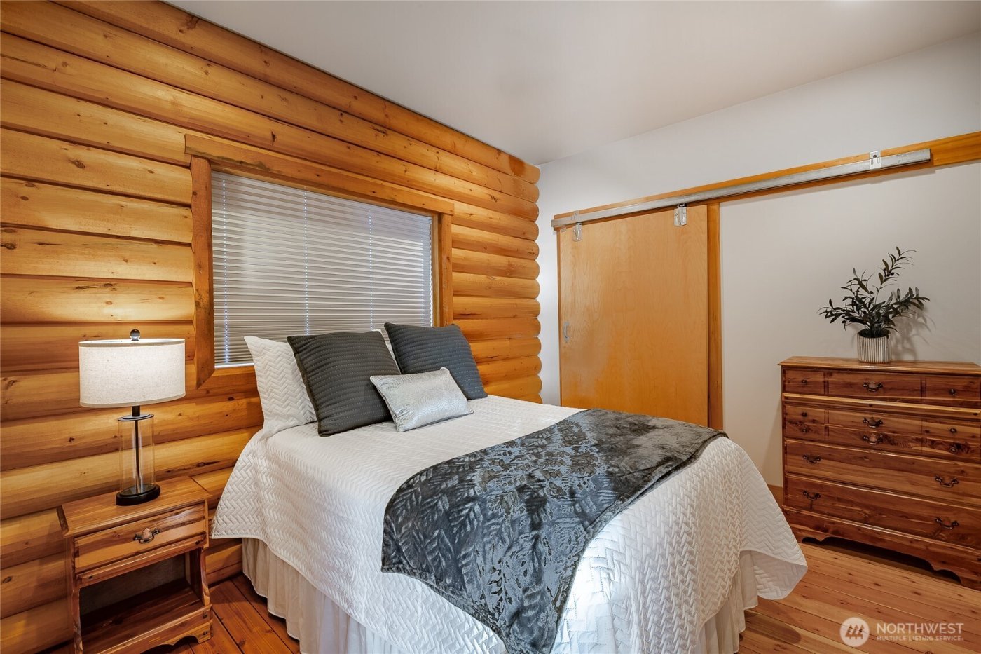 2176 Montfort Avenue , Blaine, WA 98230