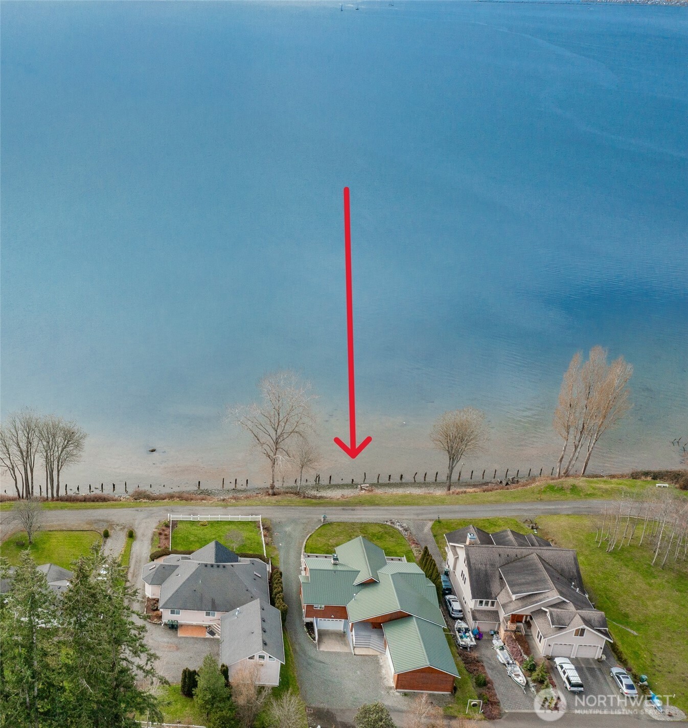 2176 Montfort Avenue , Blaine, WA 98230