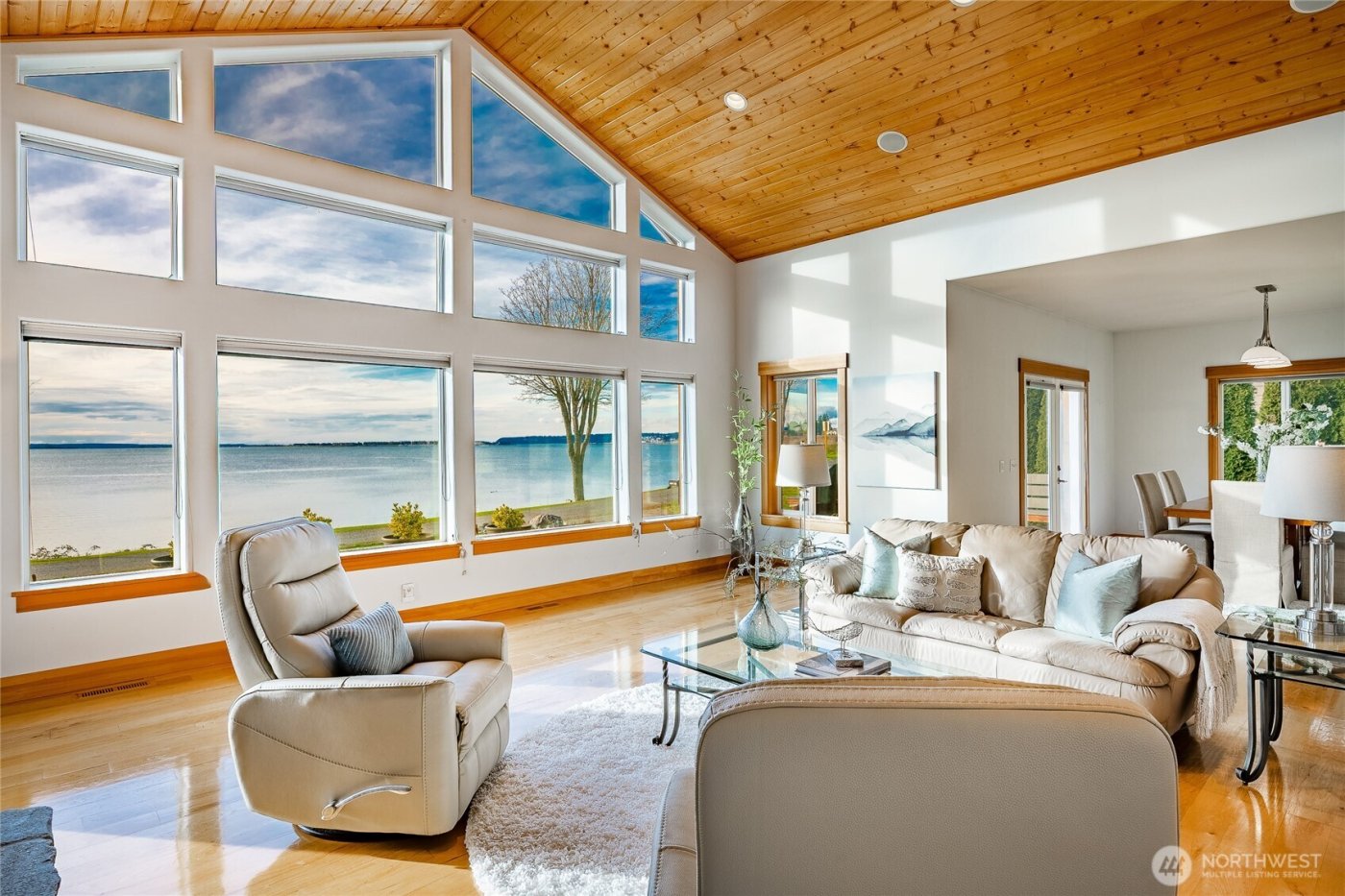 2176 Montfort Avenue , Blaine, WA 98230