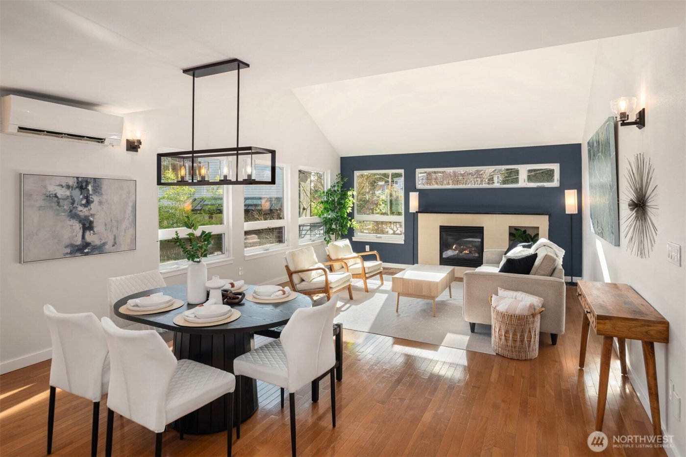 6206 52nd Avenue NE, Seattle, WA 98115