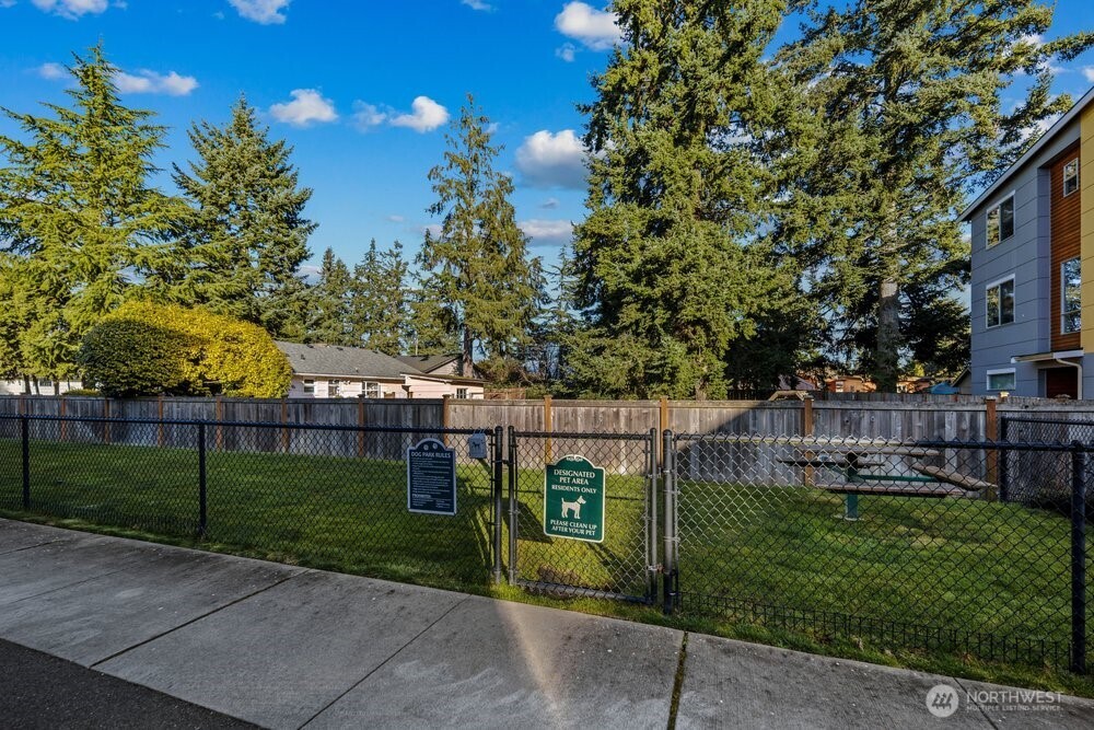 7628 222nd Street SW #A4, Edmonds, WA 98026