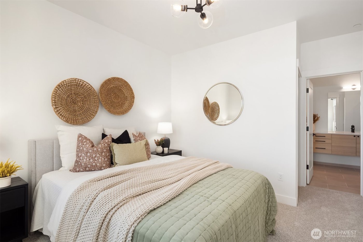 1715 17th Avenue , Seattle, WA 98122