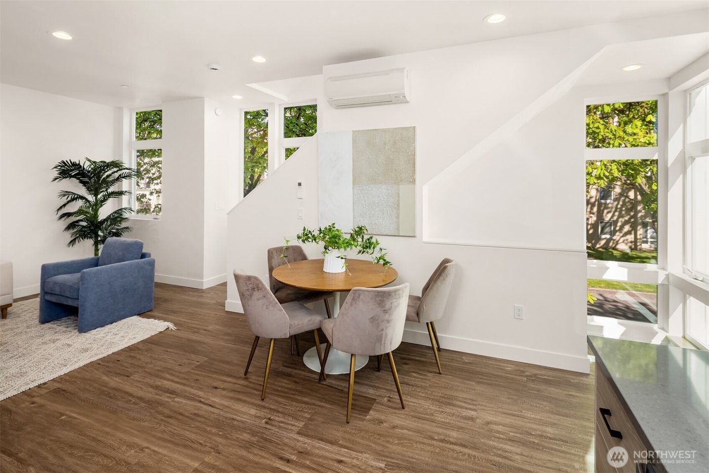 1715 17th Avenue , Seattle, WA 98122