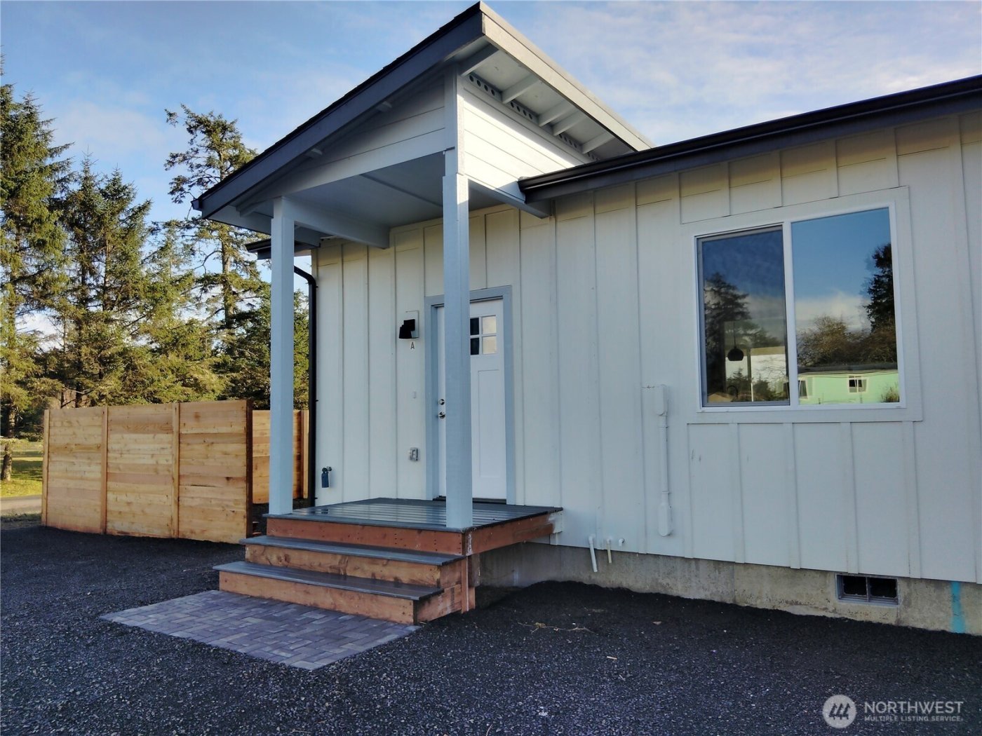 697 -A Sunset Avenue NE, Ocean Shores, WA 98569