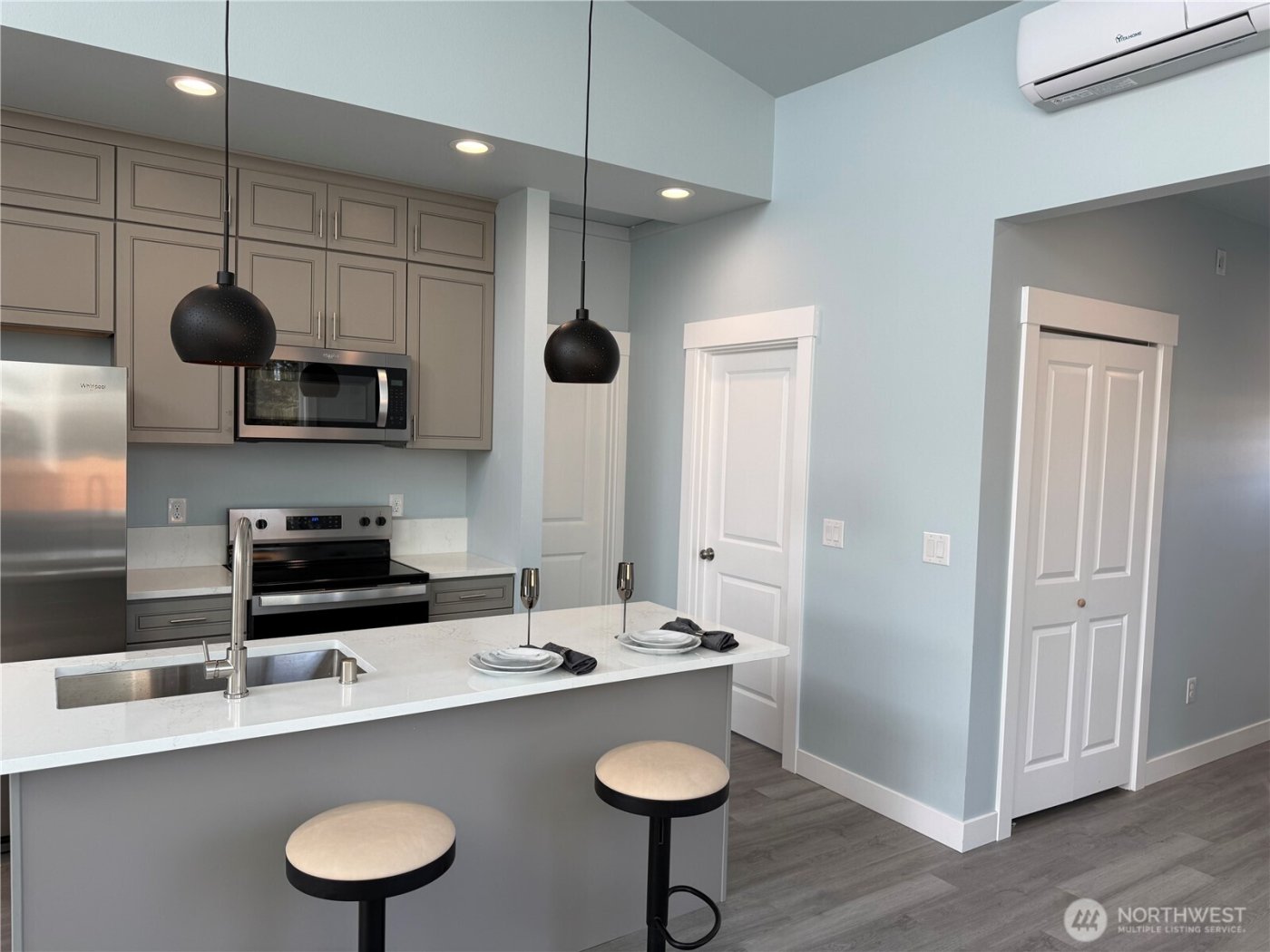 697 -A Sunset Avenue NE, Ocean Shores, WA 98569