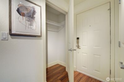11058 NE 33rd Place #D6, Bellevue, WA 98004 - Photo 17