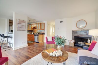11058 NE 33rd Place #D6, Bellevue, WA 98004 - Photo 5