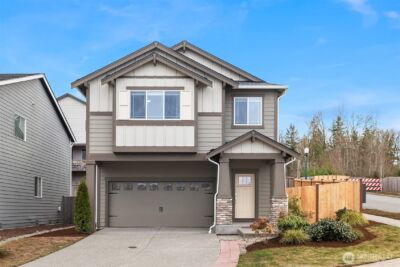 26340 203rd Ave SE , Covington, WA 98042