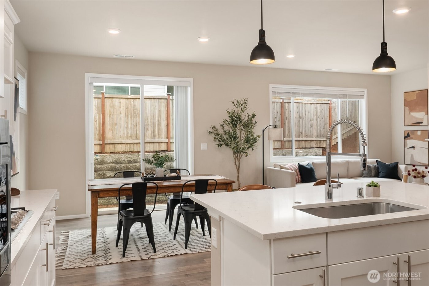 26340 203rd Ave SE , Covington, WA 98042