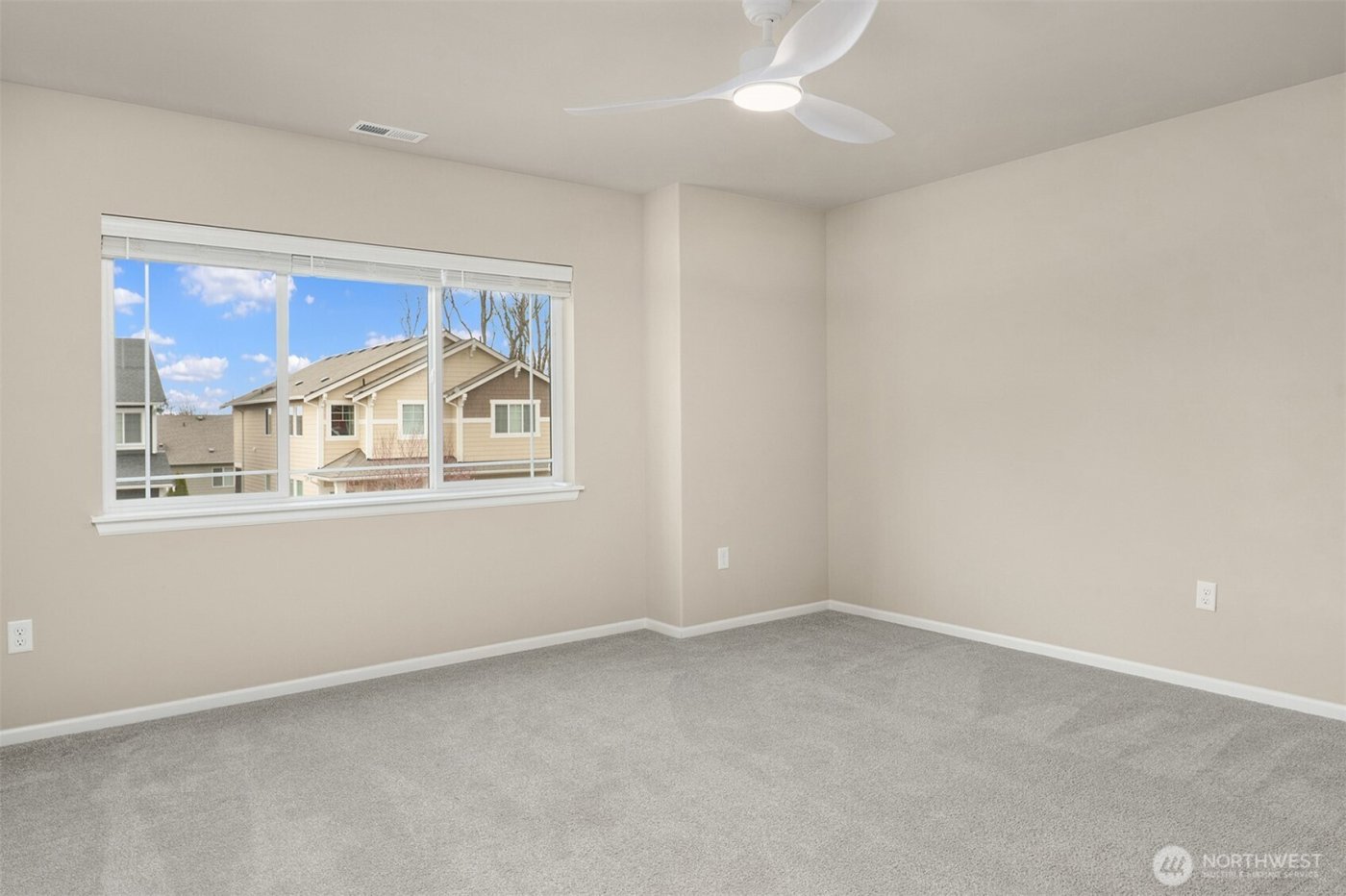 26340 203rd Ave SE , Covington, WA 98042