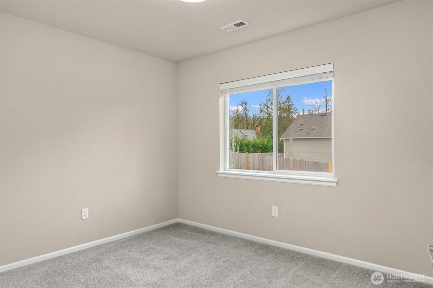 26340 203rd Ave SE , Covington, WA 98042