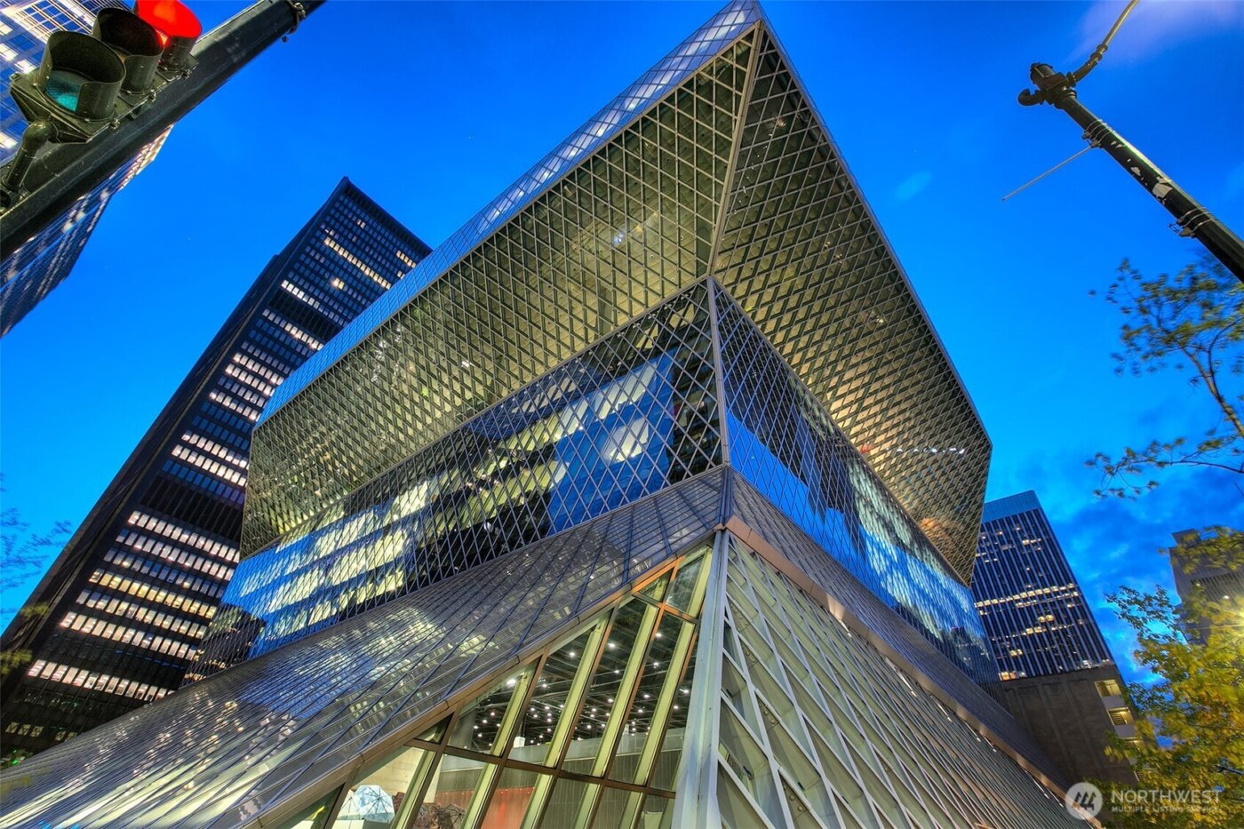 909 5th Avenue #2002, Seattle, WA 98164