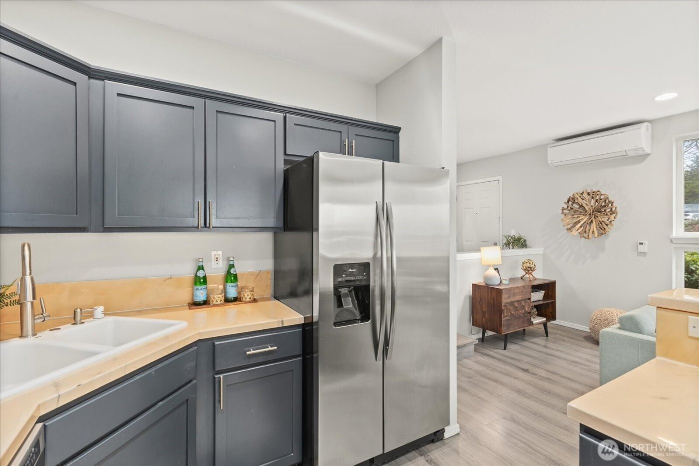 2325 Harbor Avenue SW #B1, Seattle, WA 98126-2076