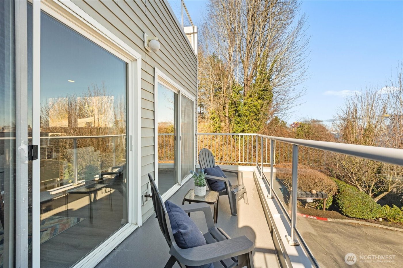 2325 Harbor Avenue SW #B1, Seattle, WA 98126-2076