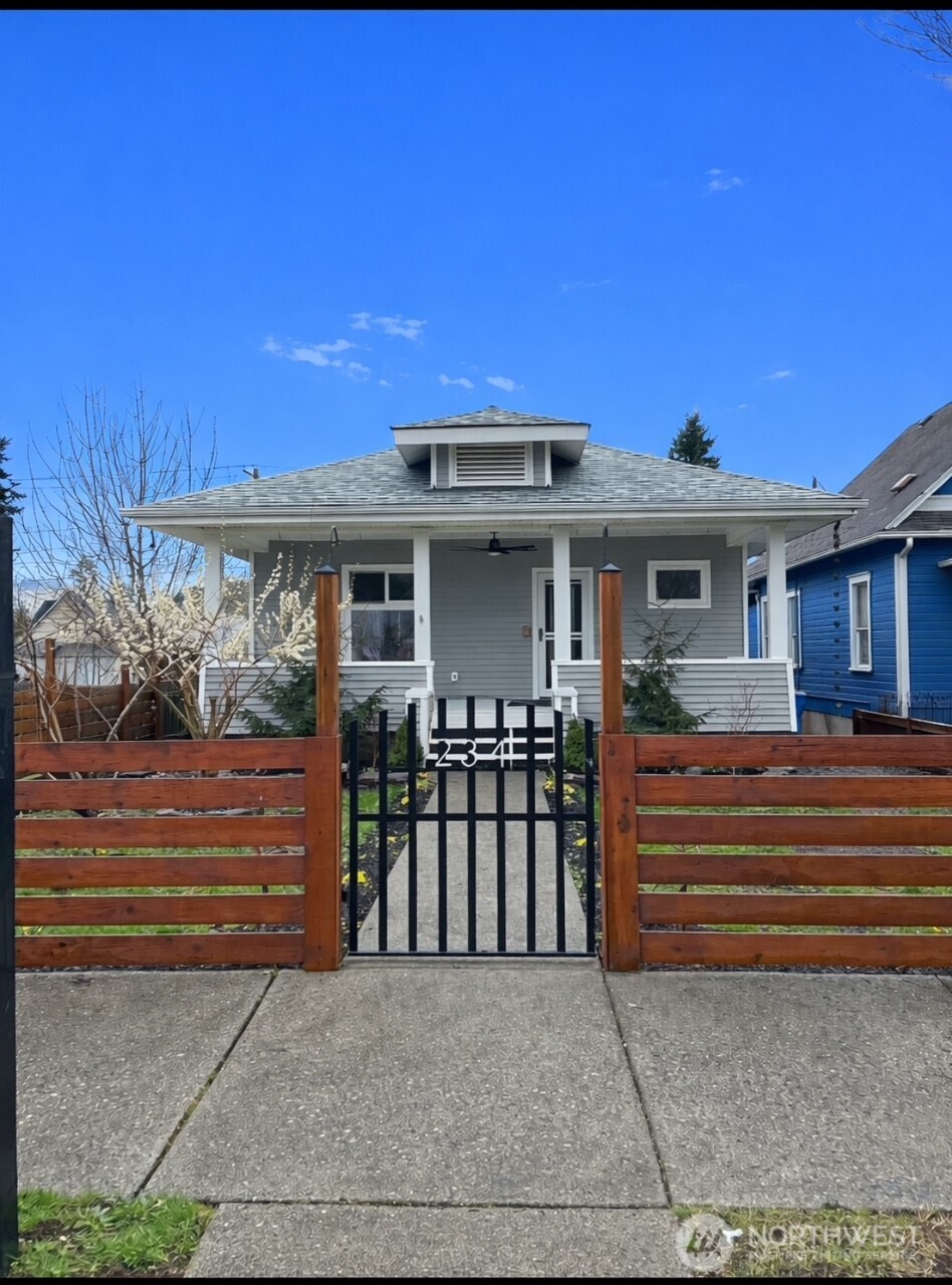 234 S Ferry Avenue , Monroe, WA 98272