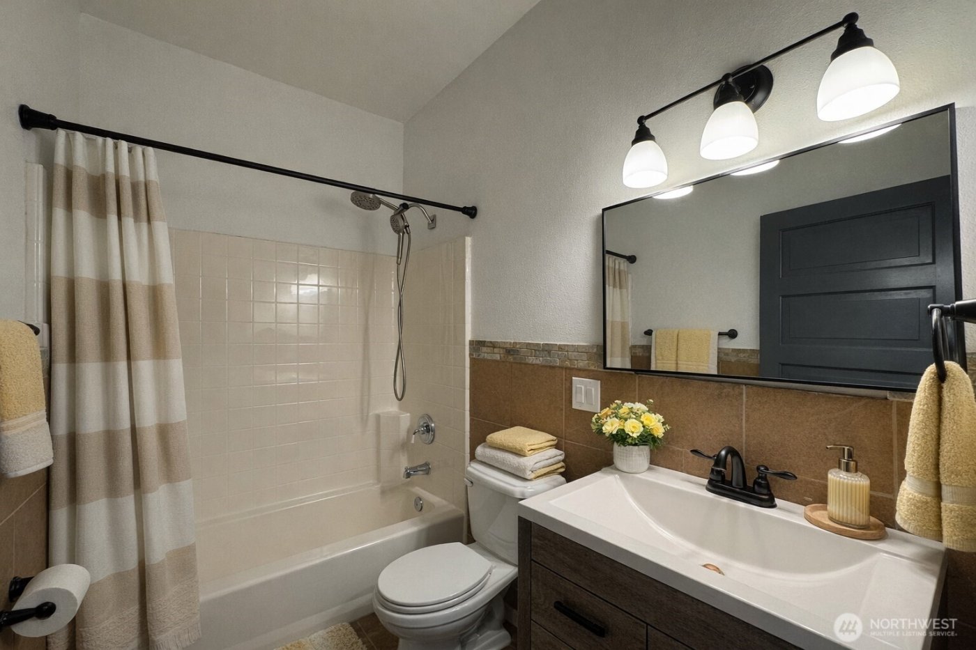 234 S Ferry Avenue , Monroe, WA 98272