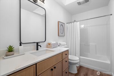 8145 5th Avenue SW, Seattle, WA 98106-2168 - Photo 28