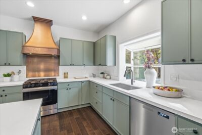 8145 5th Avenue SW, Seattle, WA 98106-2168 - Photo 9