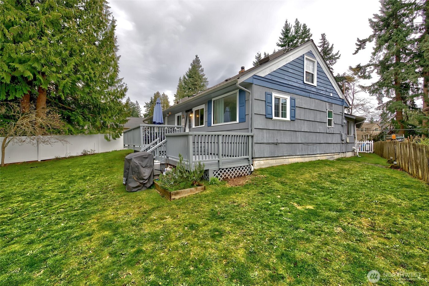 8829 231st Street SW, Edmonds, WA 98026