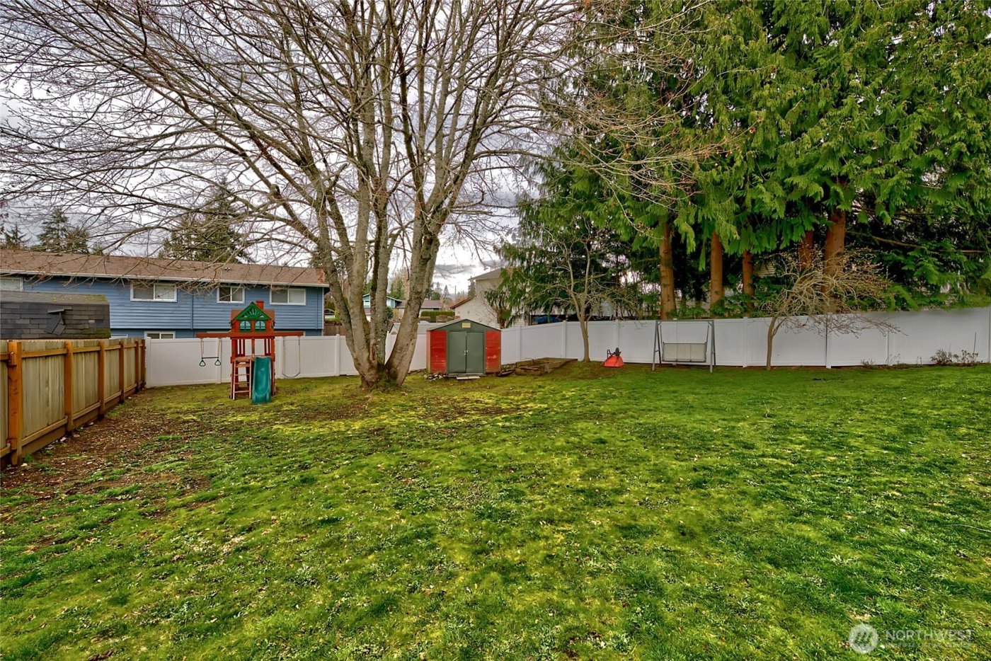 8829 231st Street SW, Edmonds, WA 98026