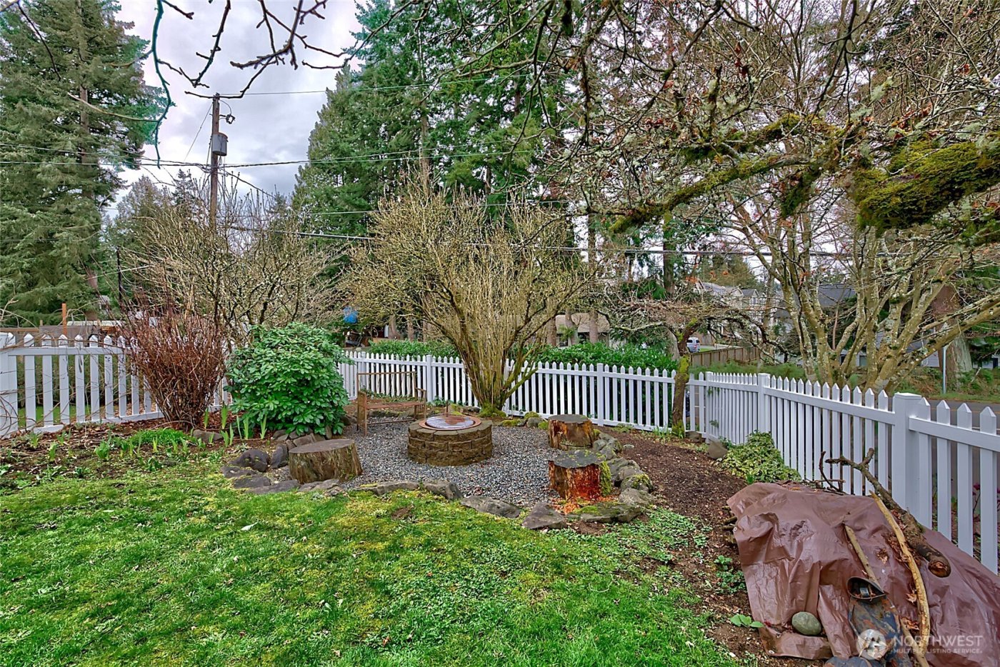 8829 231st Street SW, Edmonds, WA 98026