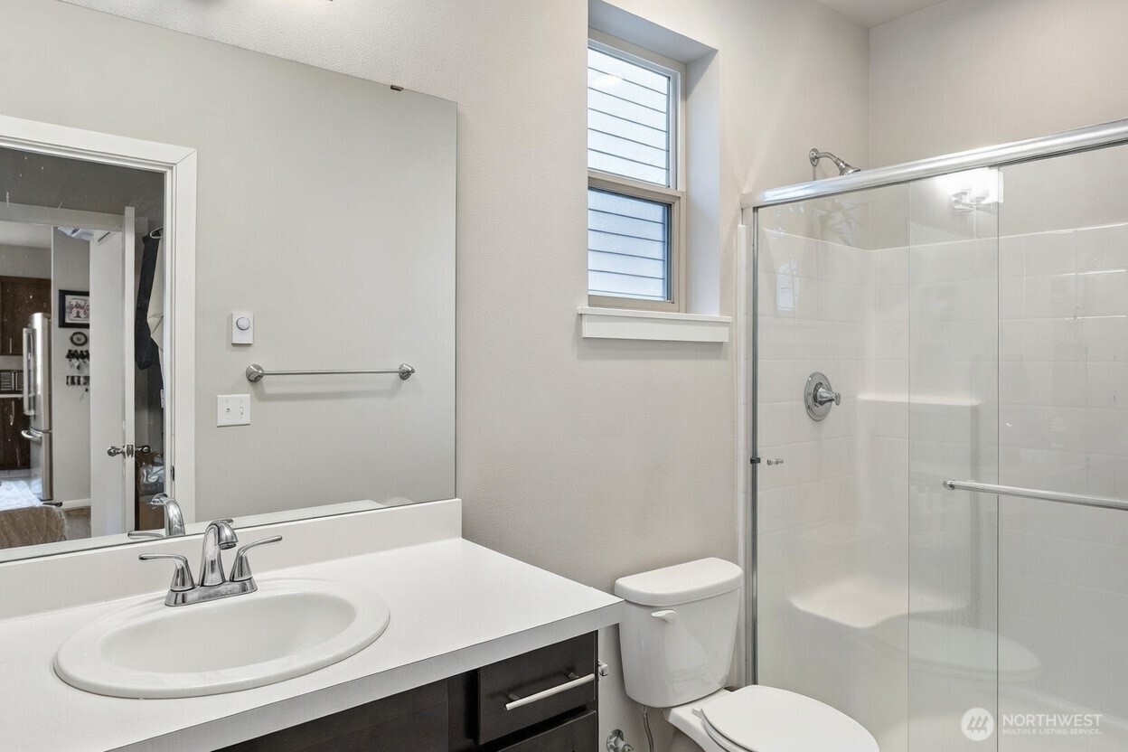 54 Basil Avenue , Shelton, WA 98584