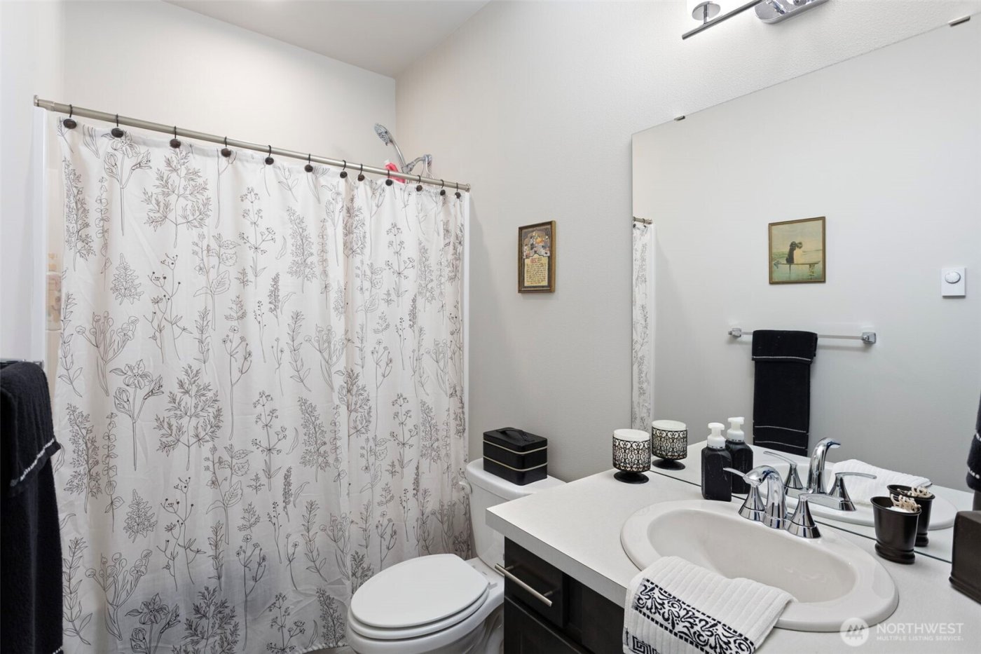 54 Basil Avenue , Shelton, WA 98584